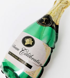 グラデーションの3連レッドハートのシャンパンバルーンでお祝い！ラッピングバルーン【お祝いやパーティーのバルーン電報・装飾】